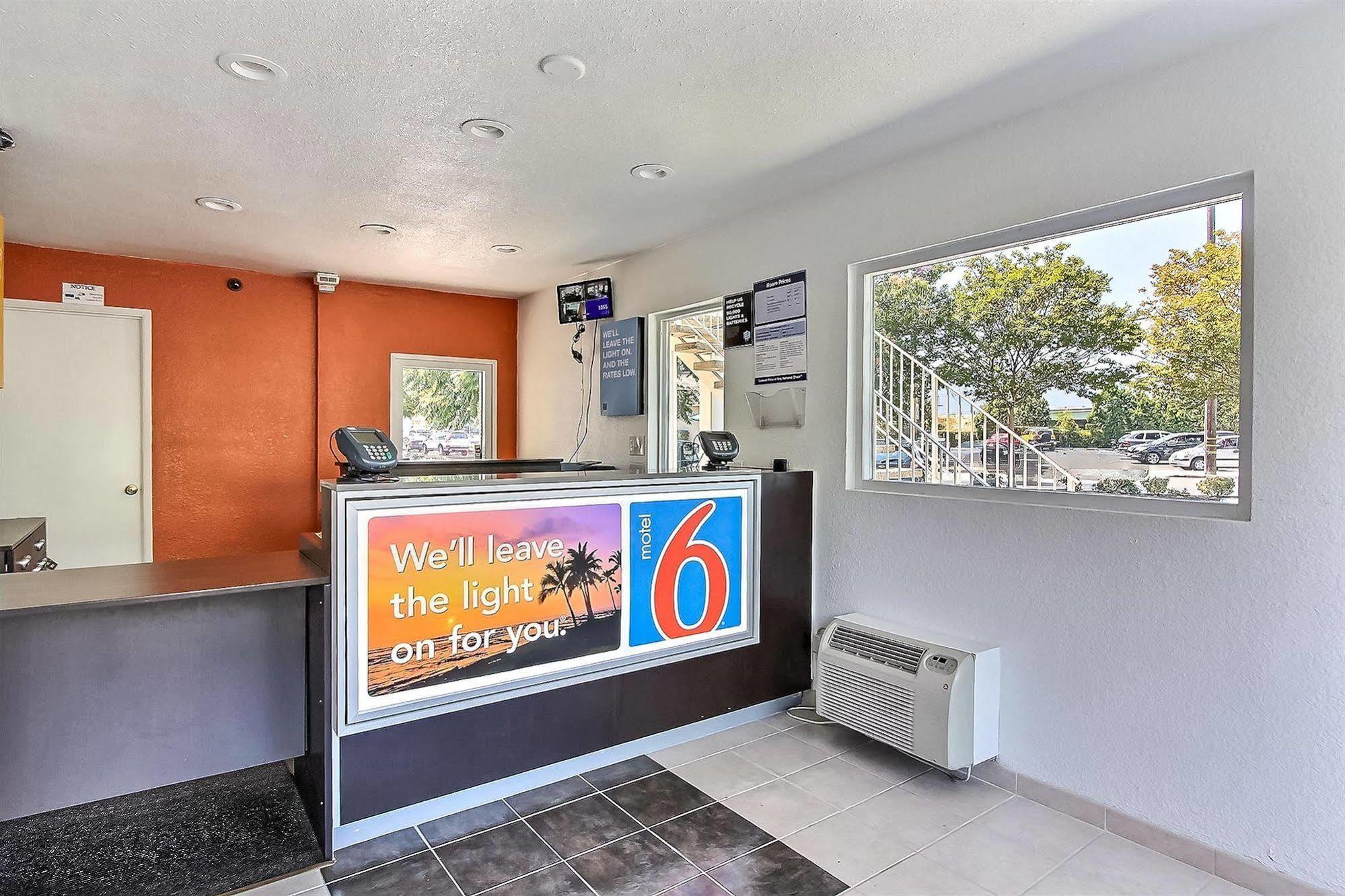 Motel 6-Campbell, Ca - San Jose מראה חיצוני תמונה