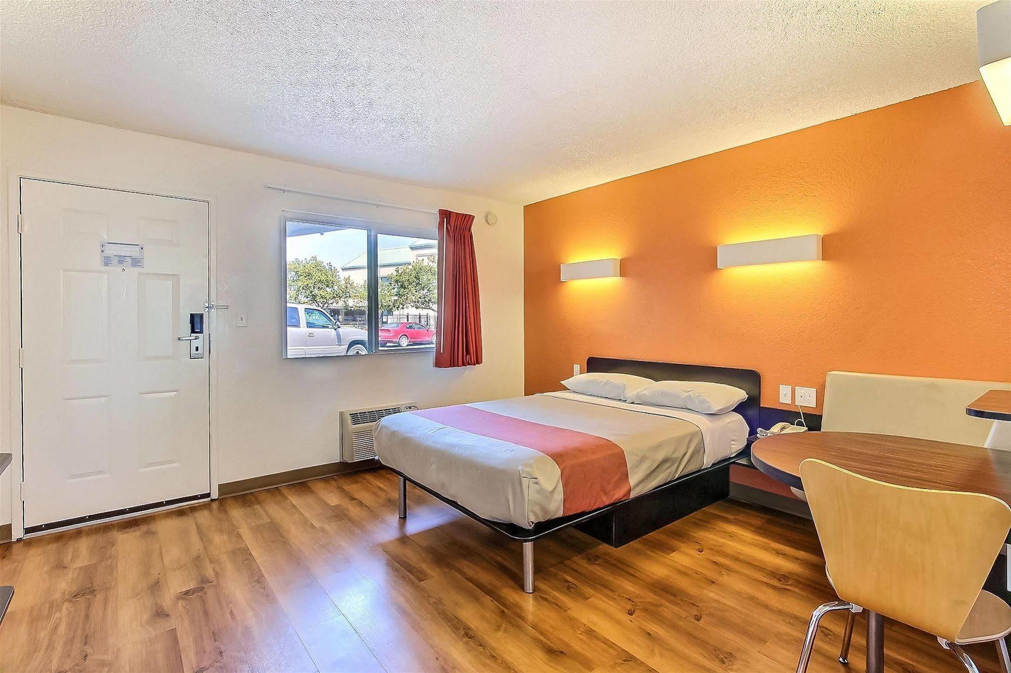 Motel 6-Campbell, Ca - San Jose מראה חיצוני תמונה