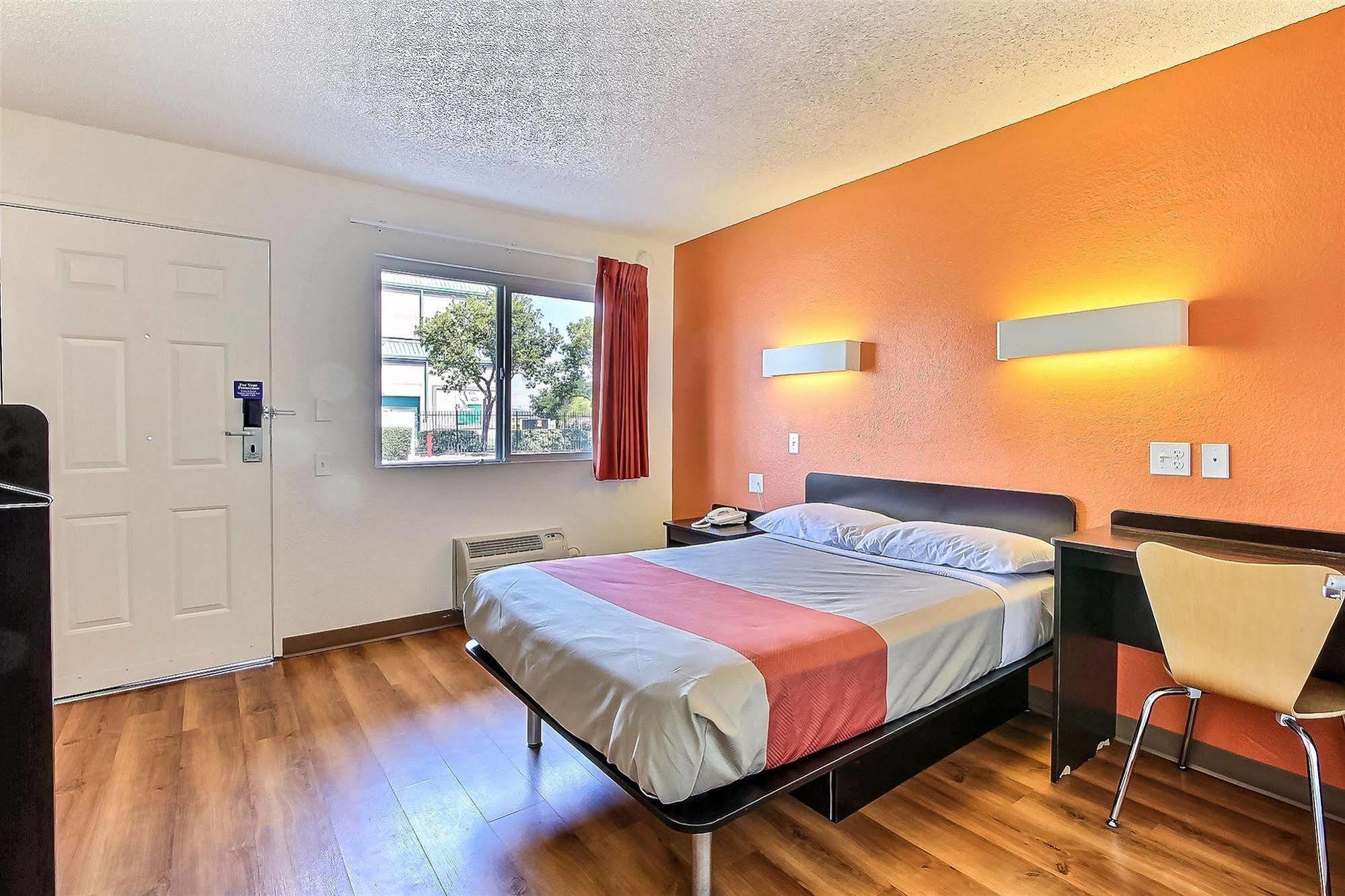 Motel 6-Campbell, Ca - San Jose מראה חיצוני תמונה